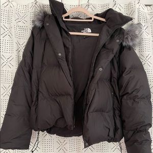 North Face Puffer Jacket Size M in New Condition